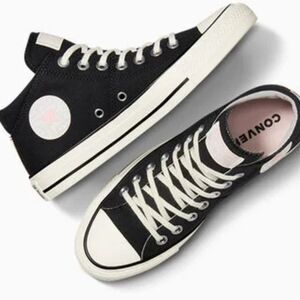 Converse Chuck Taylor All Star Madison Mid Shoes